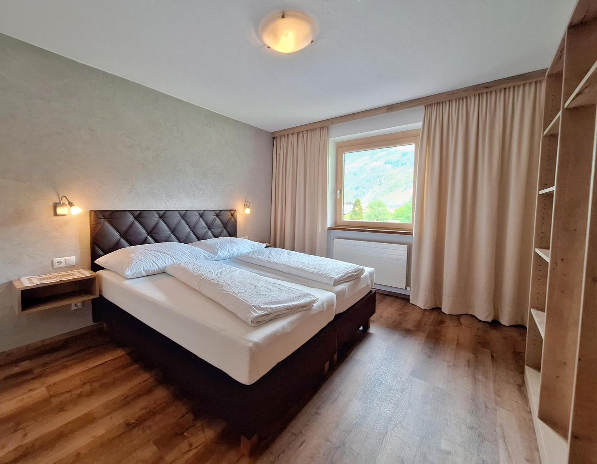 Alpenzeit Zillertal Apartments Цель-ам-Циллер Экстерьер фото