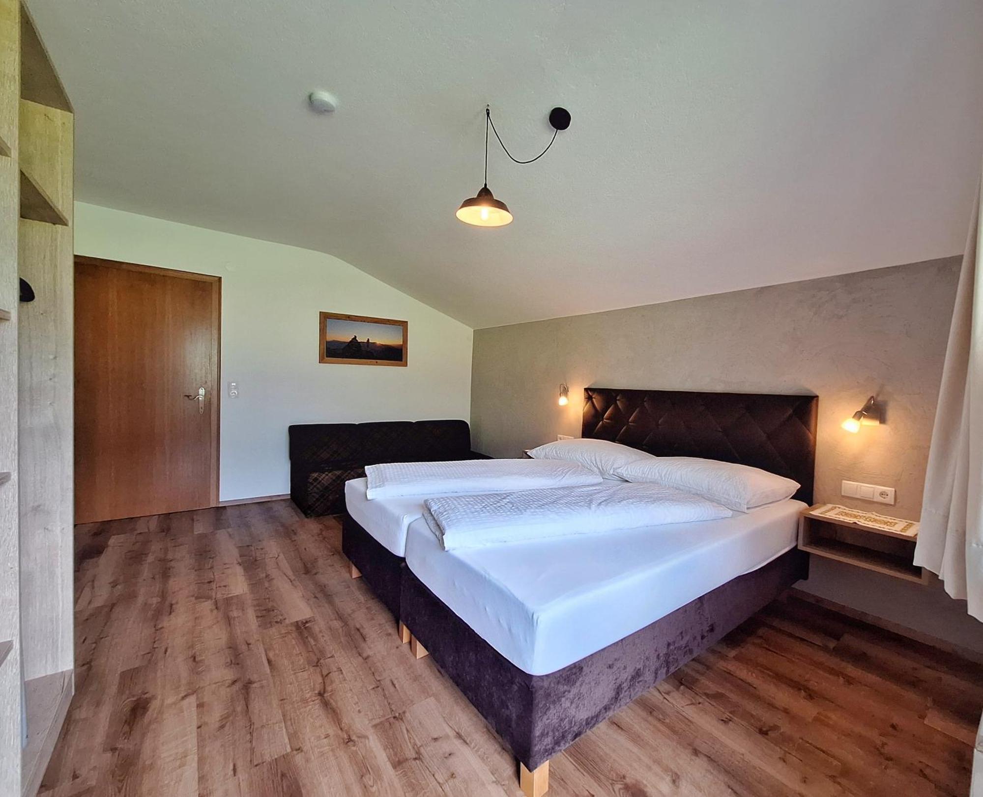 Alpenzeit Zillertal Apartments Цель-ам-Циллер Экстерьер фото